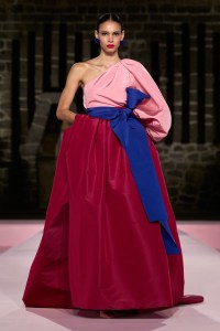 Carolina Herrera Resort 2025 Collection