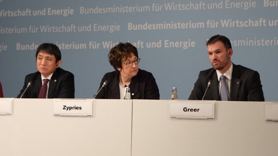 Jamieson Greer, right, at the Global Forum on Steel Excess Capacity, November 2017.