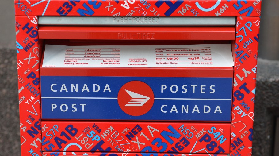 According to the Canadian Federation of Independent Business, the four-week postal worker strike has cost Canada's SMBs $54 million per day.