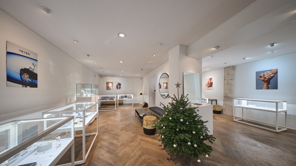 The Éclat d'un Monde Nouveau pop-up brings together Vever, Jem, Mazarin and Mysteryjoy, who all chose lab-grown diamonds for their creations.