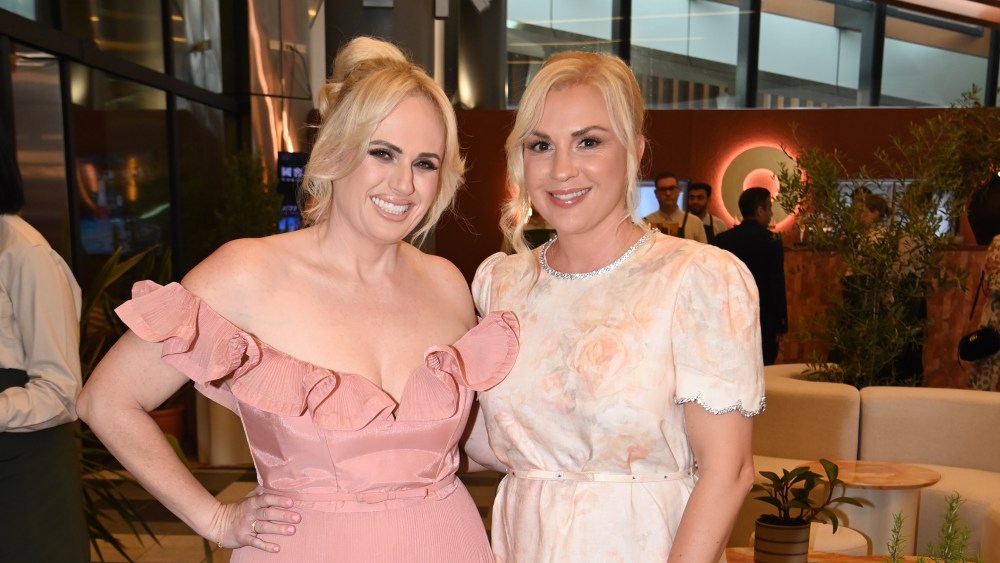 Rebel Wilson (L) and wife Ramona Agruma attend the "Set in Style" dinner during day one at the 2025 Australian Open on January 12, 2025 in Melbourne, Australia.