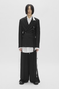 Ann Demeulemeester Pre-Fall 2025 Collection