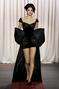 Giambattista Valli 2025 Spring Couture at Paris Couture Week