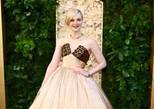 Elle Fanning horizontal