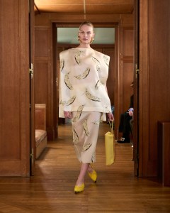 Jacquemus Fall 2025 Ready-to-Wear Collection