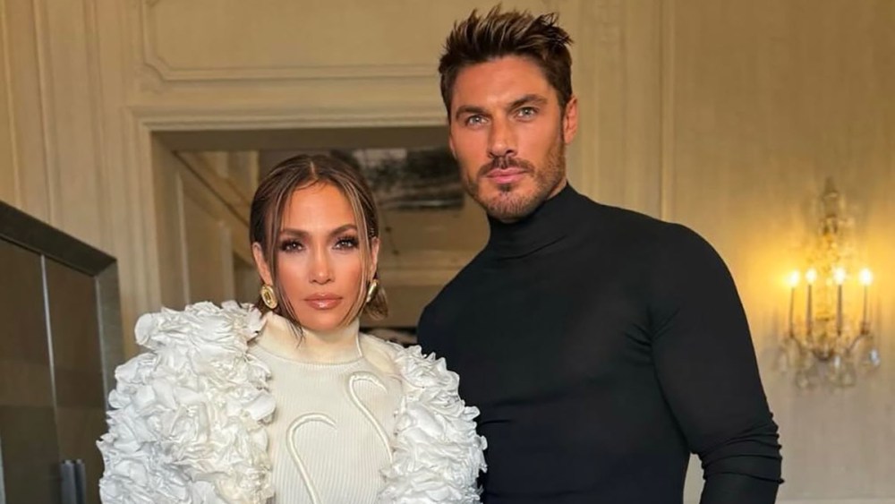Jennifer Lopez, hairstylist chris applton