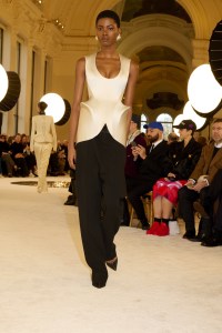 Schiaparelli Spring Couture 2025 Collection