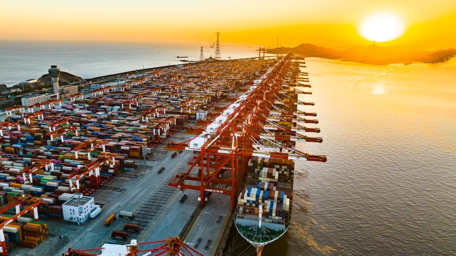 As of Jan. 28, the queue-to-berth ratio at the Shanghai and Ningbo ports combined was 1.96, meaning there were 157 vessels (696,134 TEUs) at anchorage compared to 80 ships (554,336 containers) docked at the ports.