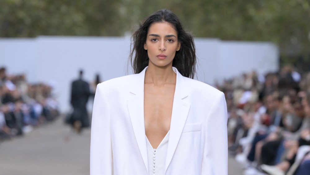 Stella McCartney Spring 2025 Ready-to-Wear Collection at Paris Fashion Week