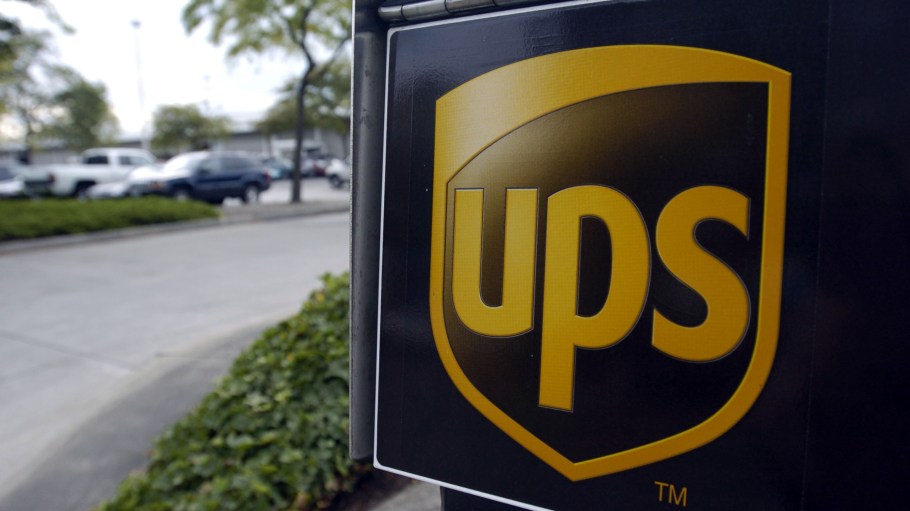 A Teamsters VP told The Oregonian that "a small percentage" of jobs would return to a Portland warehouse set to temporarily close July 1.