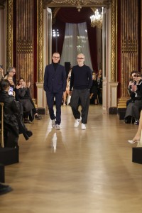 Viktor & Rolf Spring 2025 Couture