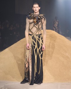 Yuima Nakazato Spring 2025 Couture at Paris Couture Week