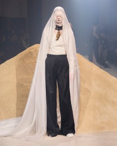 Yuima Nakazato Spring 2025 Couture at Paris Couture Week