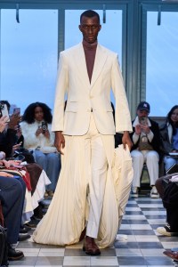 5000 Fall 2025 Ready-to-Wear Collection