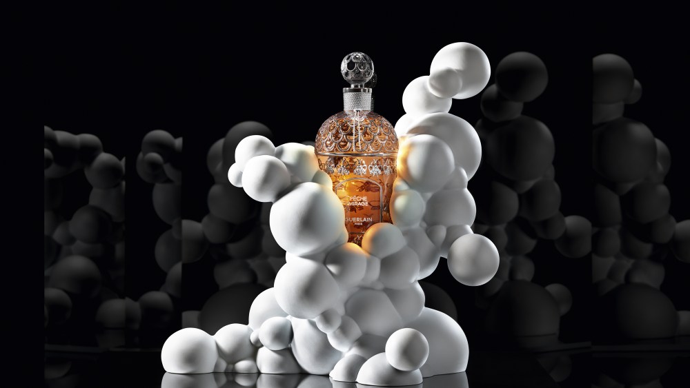 Guerlain's latest, 20-bottle collaboration with mixed media artist Charles Pétillon brings a structural take to its Pêche Mirage fragrance flacon.