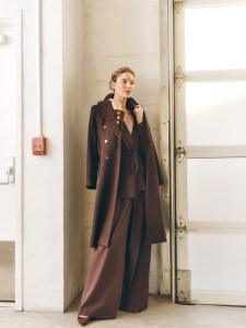 Donna Karan Fall 2025 Ready-to-WearA preview look at Donna Karan Fall 2025 Ready-to-Wear