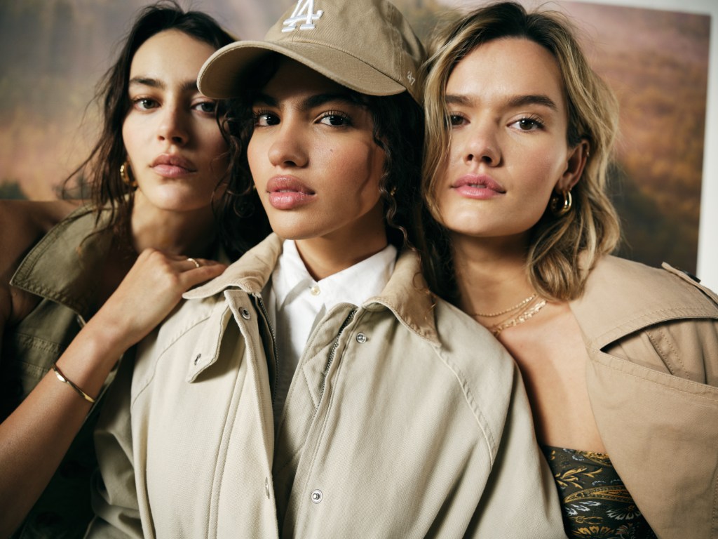 American Eagle Outfitters Boosts Q4 Profits, but Takes Cautious Stance toย 2025