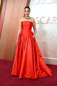 Gal Gadot at the 97th Oscars held at the Dolby Theatre on March 2, 2025 in Hollywood, California.