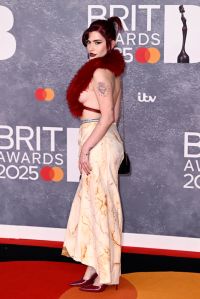 LONDON, ENGLAND - MARCH 01: (EDITORIAL USE ONLY) Abby Roberts attends The BRIT Awards 2025 at the InterContinental London - The O2 on March 01, 2025 in London, England. (Photo by Gareth Cattermole/Getty Images)