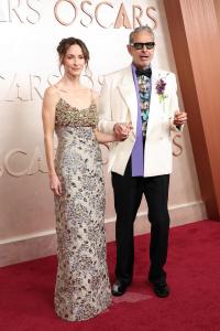 Emilie Livingston, Jeff Goldblum at the 97th Oscars held at the Dolby Theatre on March 2, 2025 in Hollywood, California.