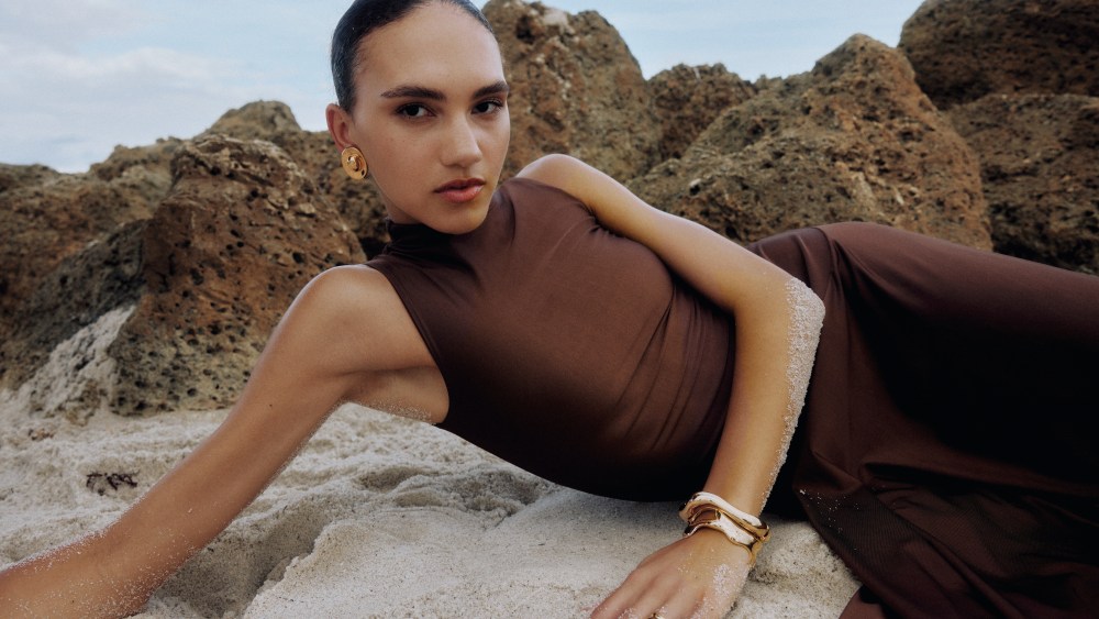 Alexandra Benezra Launches Contemporary Brand Selvi