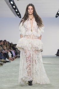 Chloé Fall 2025 Ready-To-Wear Collection at Paris Fashion Week