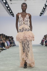 Chloé Fall 2025 Ready-To-Wear Collection at Paris Fashion Week
