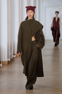 Christian Wijnants Fall 2025 Ready-To-Wear Collection at Paris Fashion Week