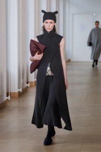 Christian Wijnants Fall 2025 Ready-To-Wear Collection at Paris Fashion Week