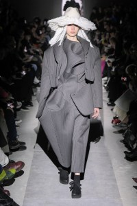Comme des Garçons Fall 2025 Ready-to-Wear Collection at Paris Fashion Week