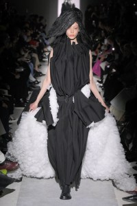 Comme des Garçons Fall 2025 Ready-to-Wear Collection at Paris Fashion Week