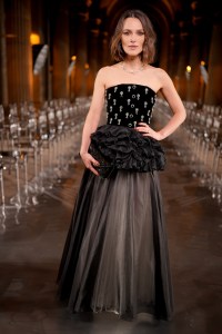 Keira Knightley at Le Grand Dîner du Louvre held at Musée du Louvre on March 04, 2025 in Paris, France.
