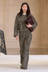 Giambattista Valli 2025 Fall Ready-To-Wear Collection at Paris Fashion Week