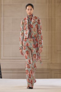 Giambattista Valli 2025 Fall Ready-To-Wear Collection at Paris Fashion Week