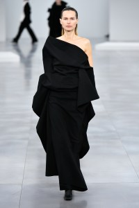 Issey Miyake Fall 2025 Ready-To-Wear Collection at Paris Fashion Week