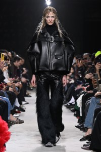 Junya Watanabe Fall 2025 Ready-To-Wear Collection at Paris Fashion Week