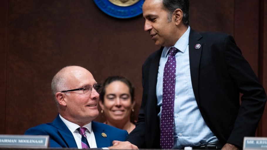 Chairman John Moolenaar, R-Mich., left, and ranking member Rep. Raja Krishnamoorthi