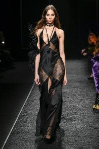 Nina Ricci Fall 2025 Ready-to-Wear Collection at Paris Fashion Week