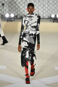 Off-White Fall 2025 Ready-To-Wear Collection at Paris Fashion Week