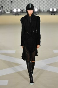 Off-White Fall 2025 Ready-To-Wear Collection at Paris Fashion Week