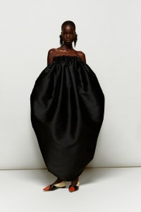 Rochas Fall 2025 Ready-To-Wear Collection at Pars Fashion Week
