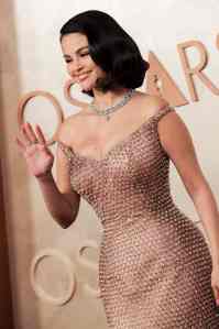 Selena Gomez in Bulgari 