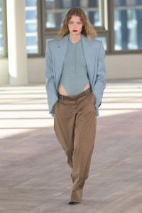 Stella McCartney Fall 2025 Ready-To-Wear Collection at Paris Fashion Week