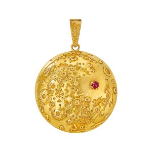Yellow gold, rubyVan Cleef & Arpels Collection