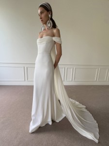 Giambattista Valli Bridal Spring 2025 Collection
