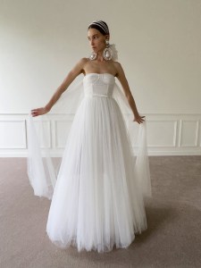 Giambattista Valli Bridal Spring 2025 Collection