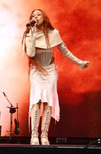 Ravyn Lenae at the 2025 Coachella Valley Music And Arts Festival on April 11, 2025 in Indio, California.