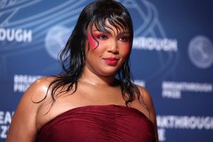 Lizzo at The 11th Breakthrough Prize Ceremony held at Barker Hanger on April 05, 2025 in Santa Monica, California.