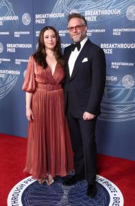 Lauren Miller, Seth Rogen at The 11th Breakthrough Prize Ceremony held at Barker Hanger on April 05, 2025 in Santa Monica, California.