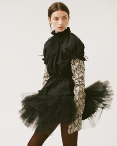 Aknvas Resort 2026 Collection